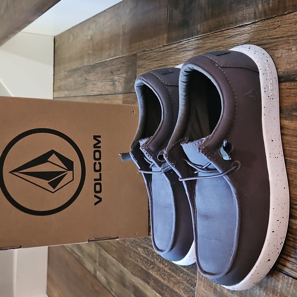 New! Volcom Women's Durable Gray Canvas Casual Composite Toe Work Shoes. Size 7W - Picture 3 of 11